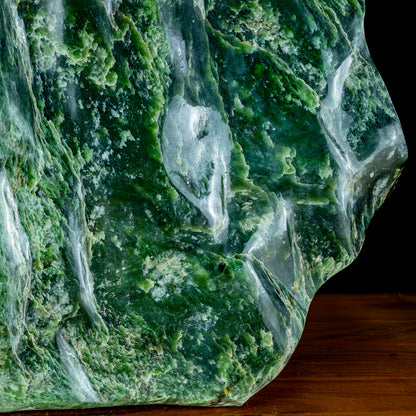 Natürliche Jade-Nephrit Freiform aus Burma - 27136,82g