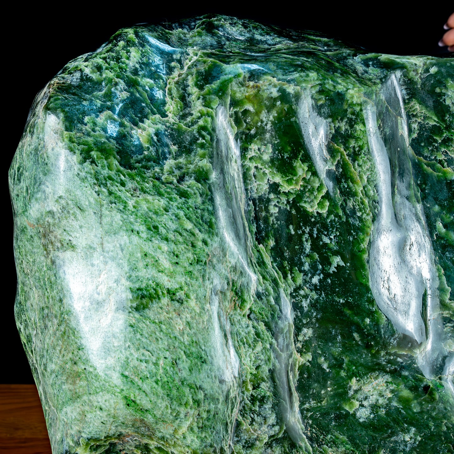 Natürliche Jade-Nephrit Freiform aus Burma - 27136,82g