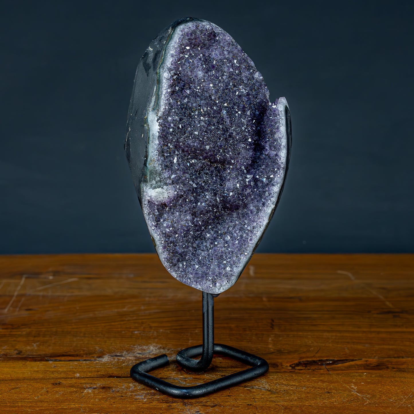 Natürlicher Amethyst auf Ständer - 1192,61g