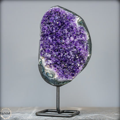 Natürliche Amethyst-Kristalle/Druse auf Ständer - 3357,12g