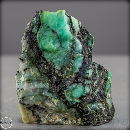 Natürliche Smaragdkristalle in Matrix aus Kolumbien - 142,43g