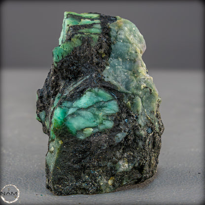 Natürliche Smaragdkristalle in Matrix aus Kolumbien - 142,43g