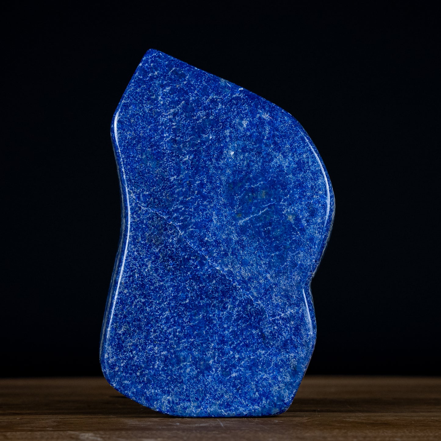 Natürliche Königsblaue Lapislazuli Freiform - 914,55g