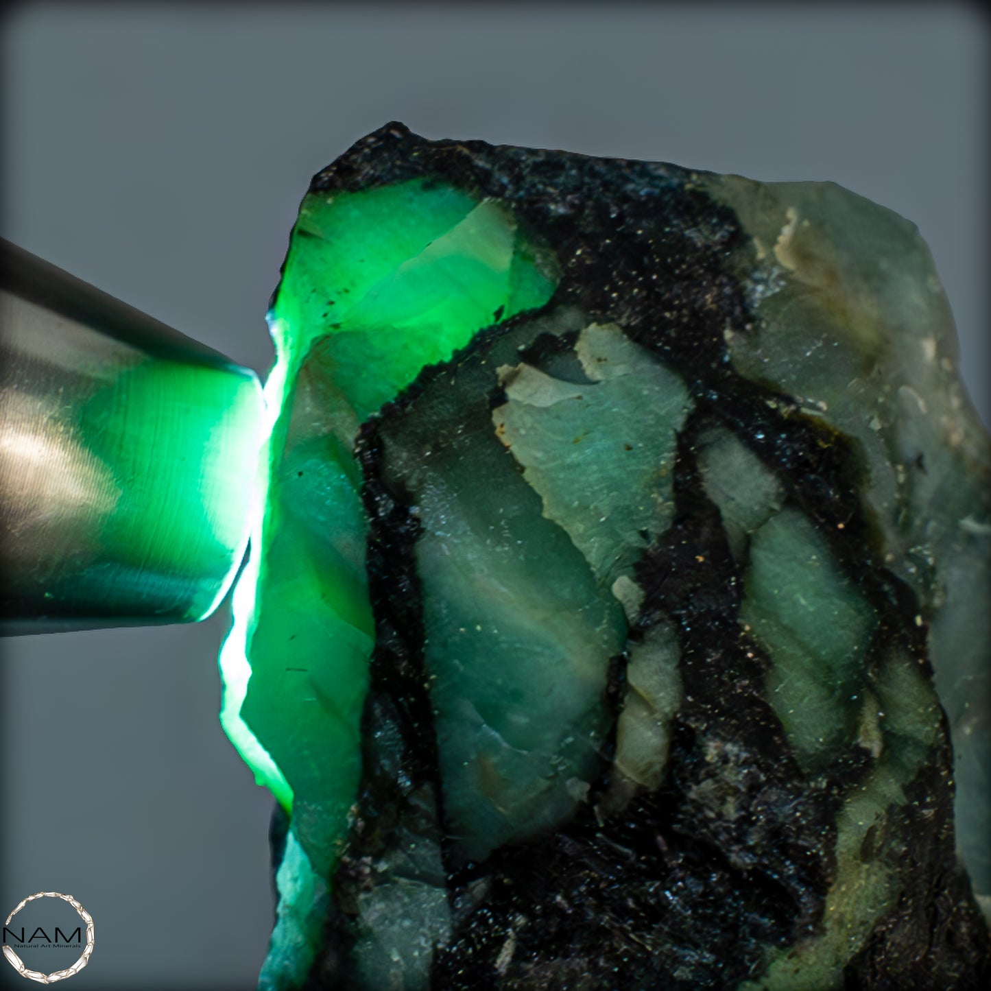 Natürliche Smaragdkristalle in Matrix aus Kolumbien - 142,43g