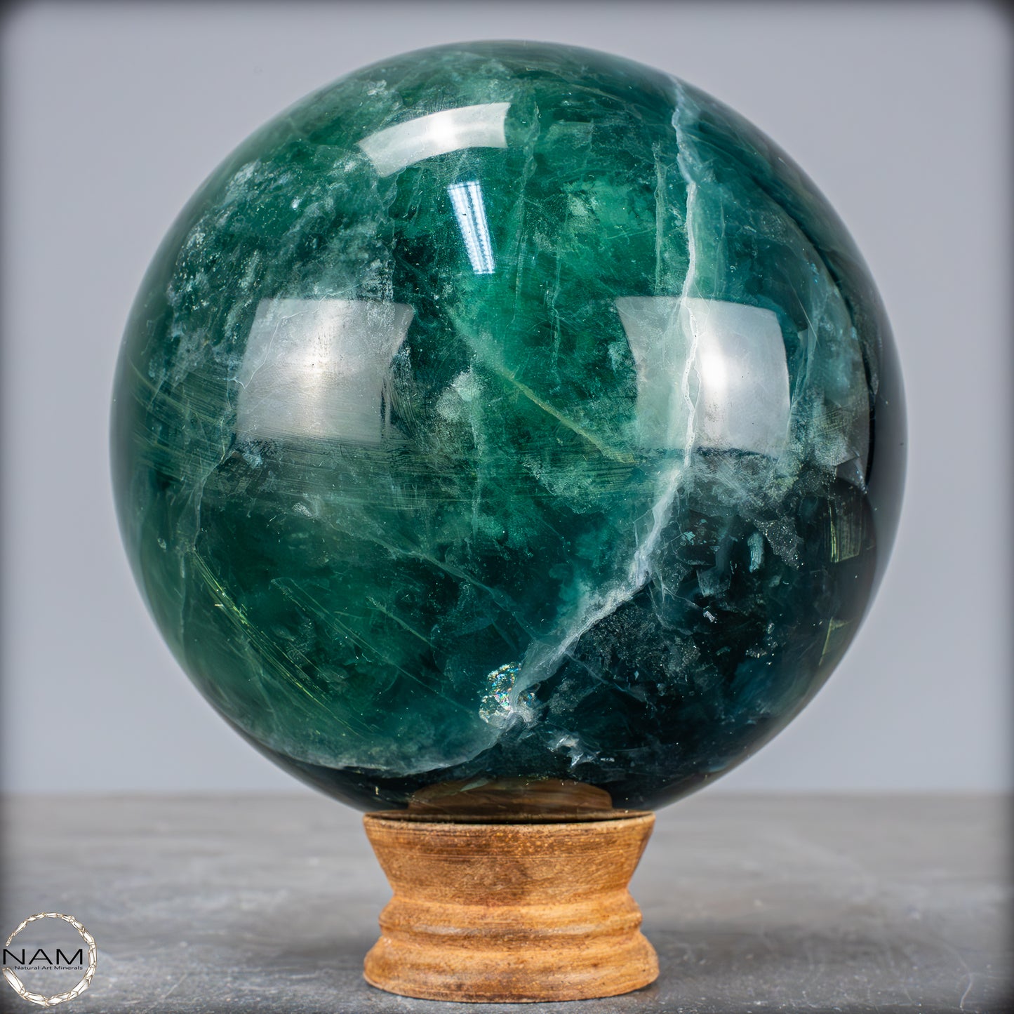 Natürliche Grüne Fluorit Kristallkugel, China - 2632,91g - 123mm