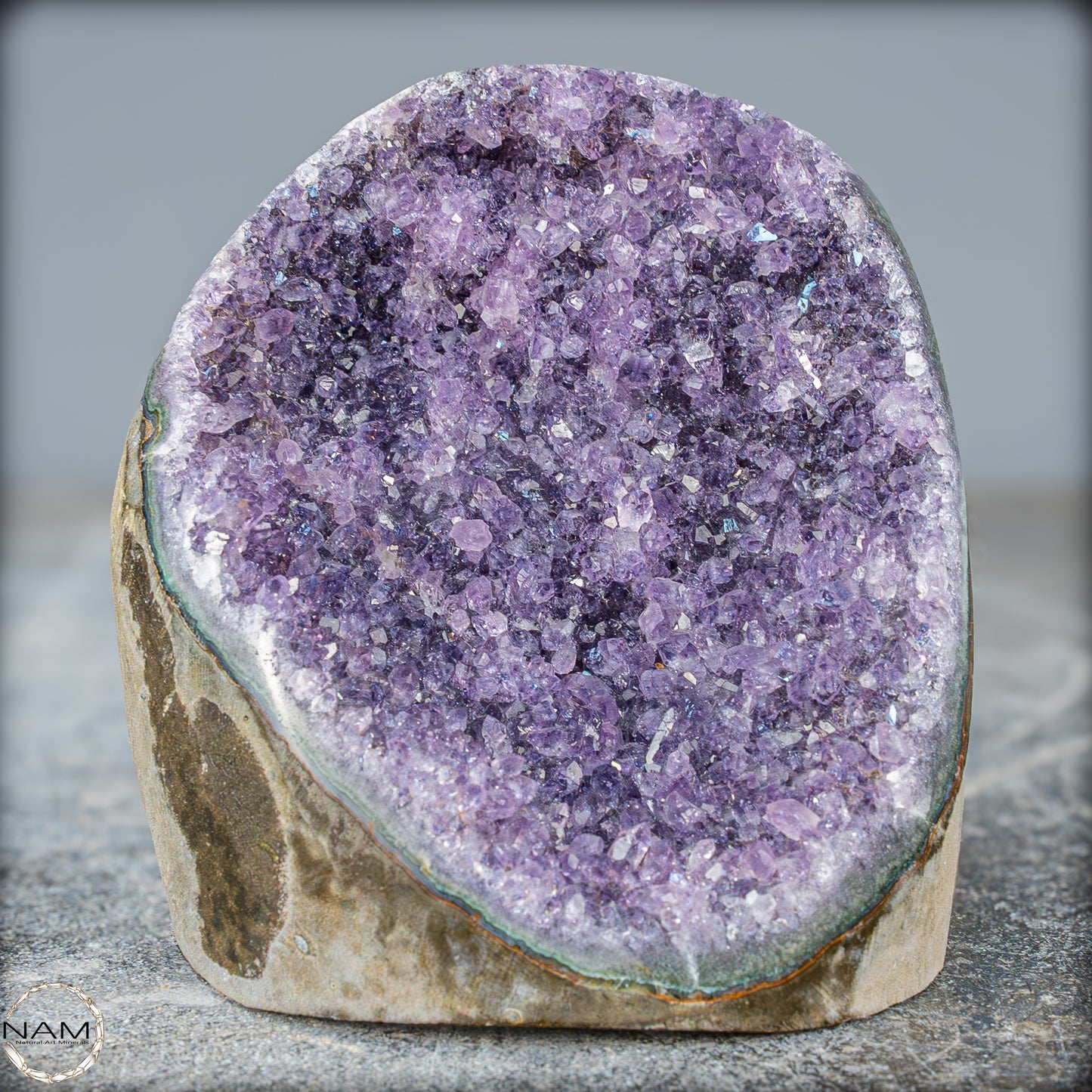 Natürliche Amethyst-Kristall Druse - 805,28g