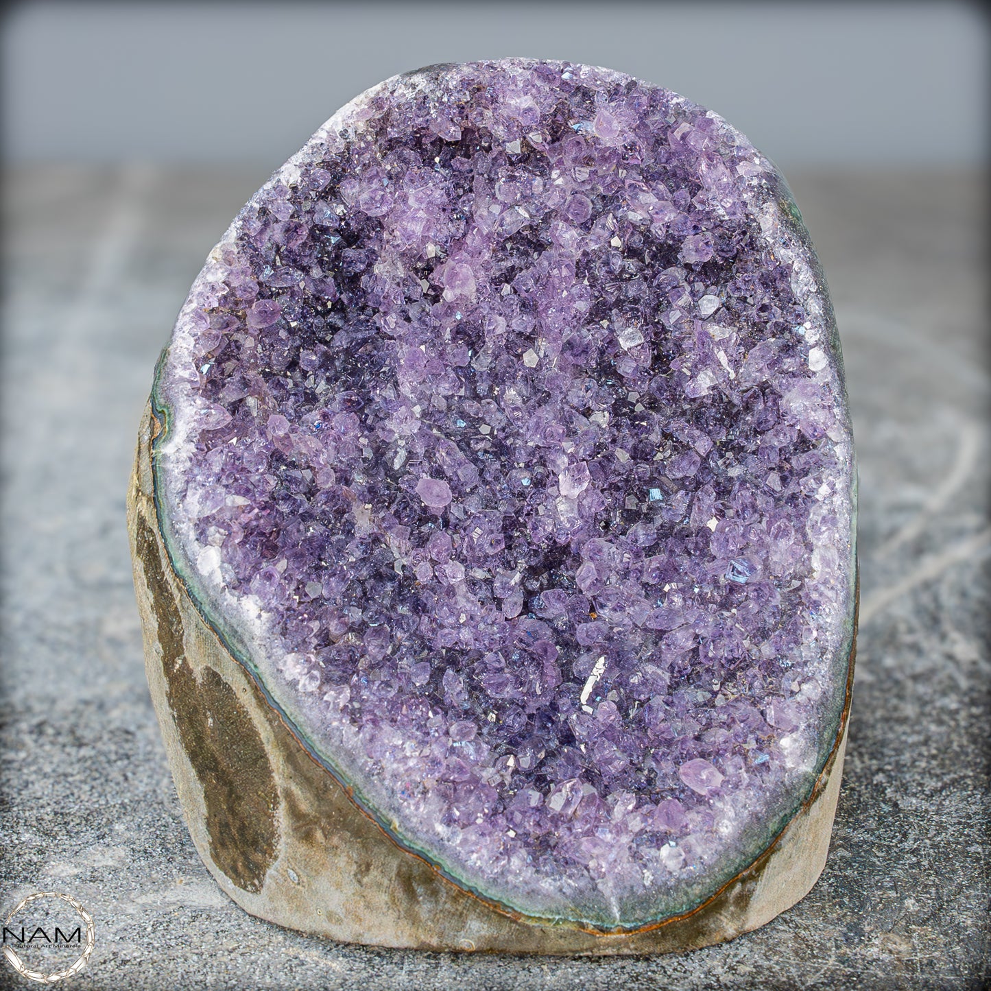 Natürliche Amethyst-Kristall Druse - 805,28g