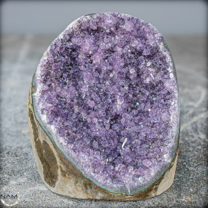 Natürliche Amethyst-Kristall Druse - 805,28g