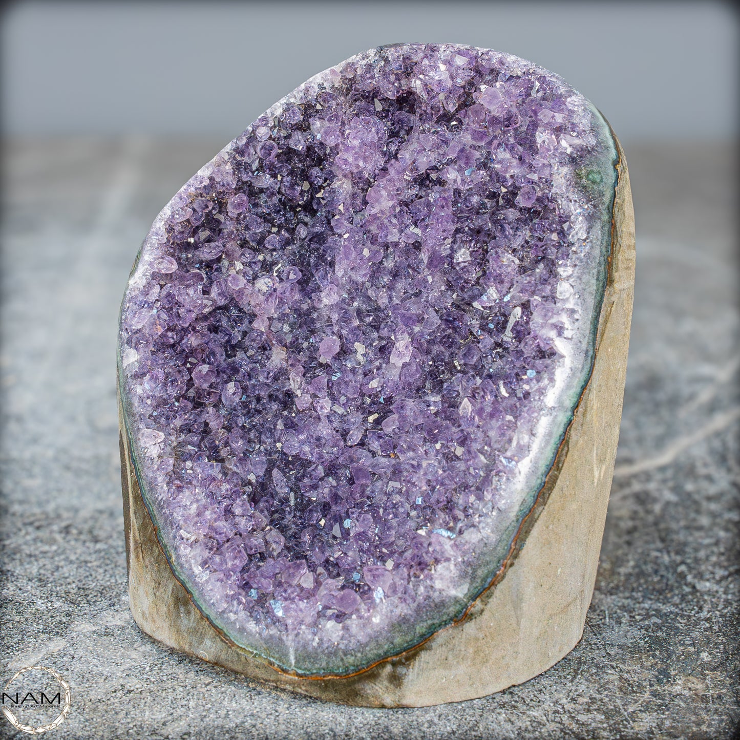 Natürliche Amethyst-Kristall Druse - 805,28g