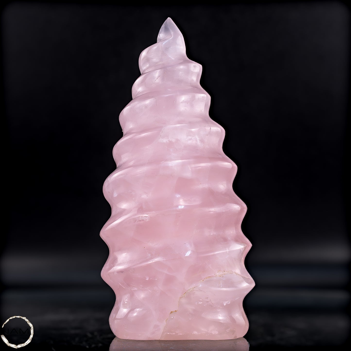 Rosenquarz Tempelflamme –  Kristallskulptur aus Brasilien - 698,54g