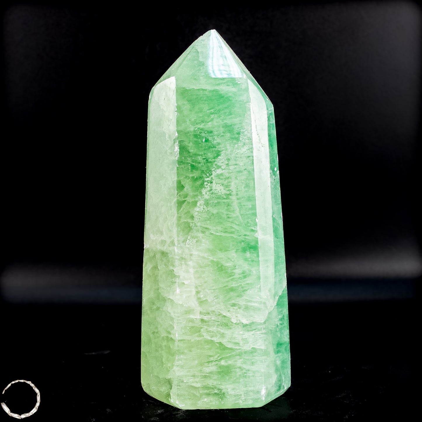 Natürlicher Grüner Fluorit-Kristall Obelisk - 312,45g