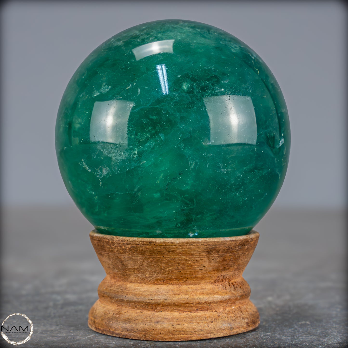 Natürliche Grüne Fluorit Kristallkugel, China - 369,55g - 60mm