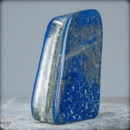 Natürliche Lapislazuli Kristall-Freiform - 890,77g