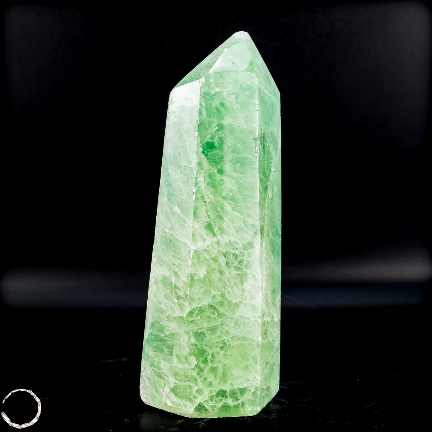 Natürlicher Grüner Fluorit-Kristall Obelisk - 312,45g
