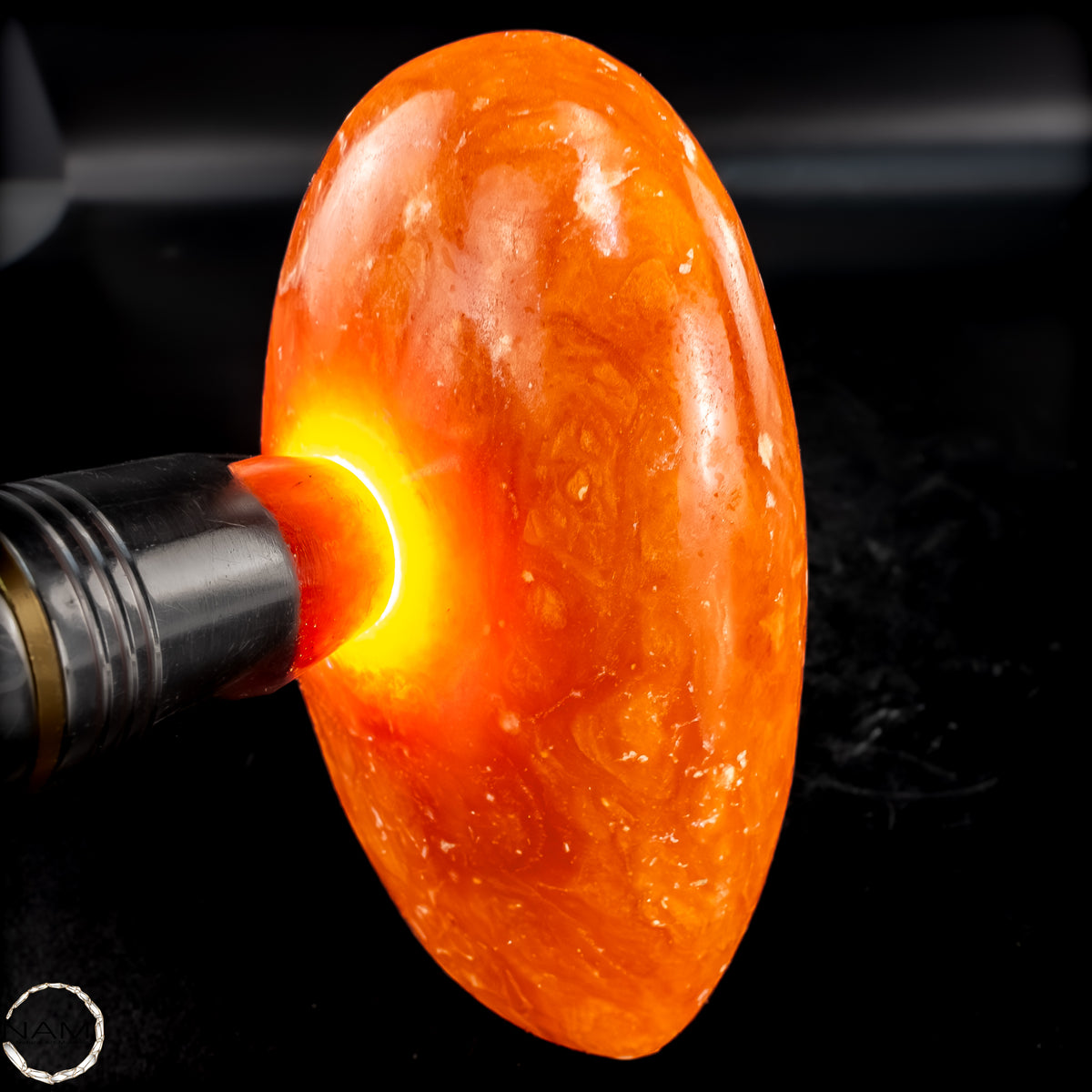 Natürliche Orangencalcit Kristall-Freiform - 523,23g