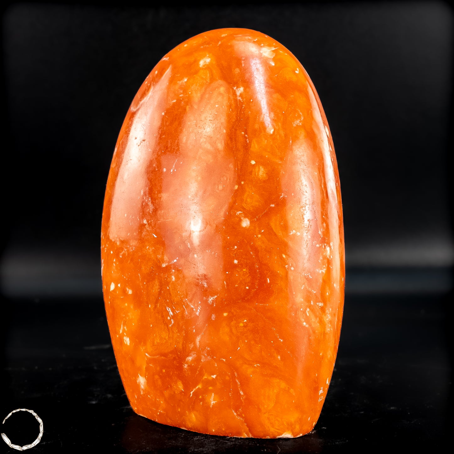 Natürliche Orangencalcit Kristall-Freiform - 523,23g
