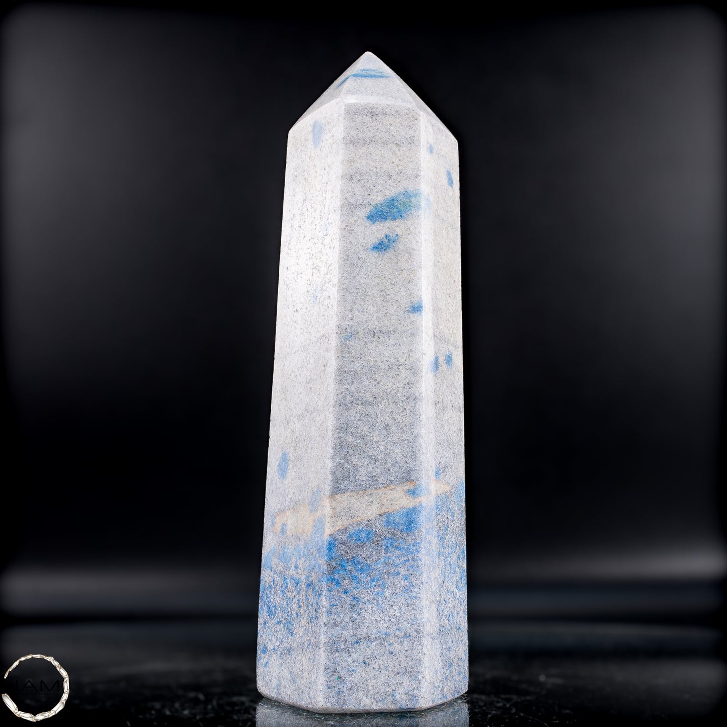 Natürlicher K2 Obelisk aus Madagaskar - 837,64g