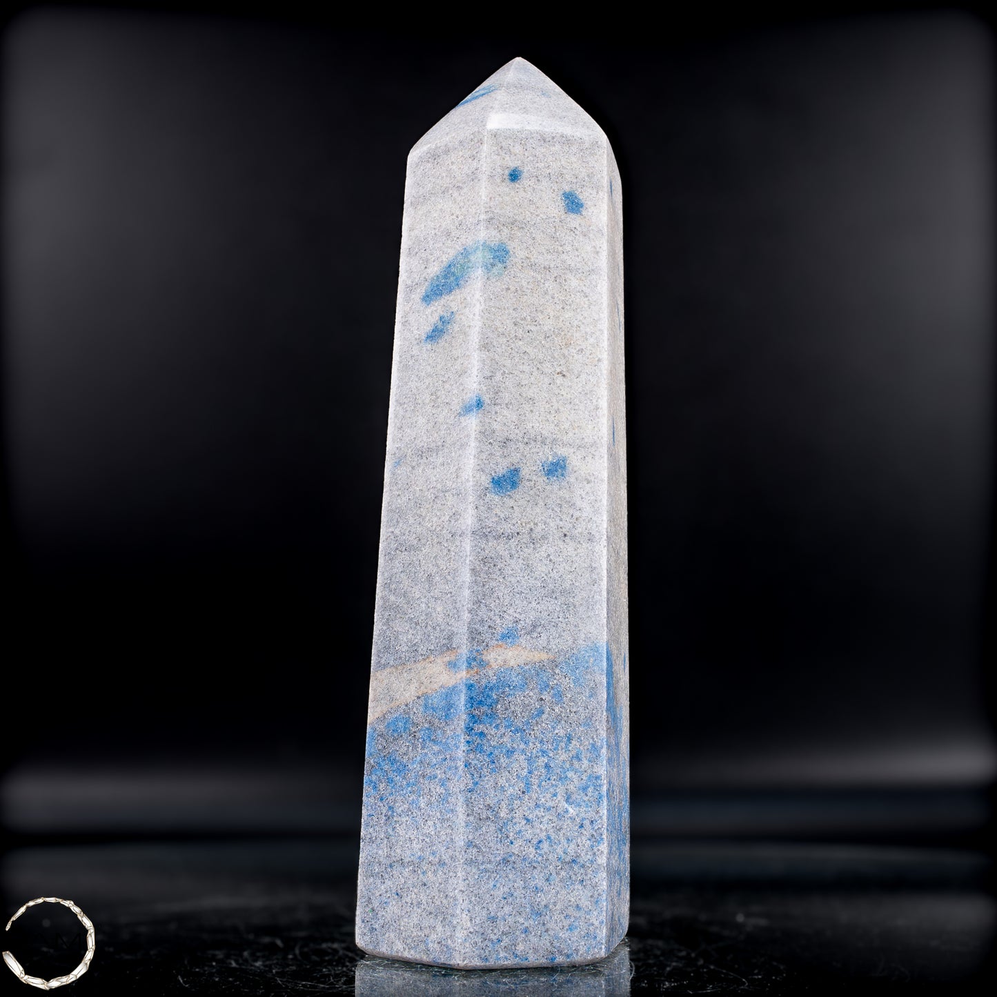 Natürlicher K2 Obelisk aus Madagaskar - 837,64g