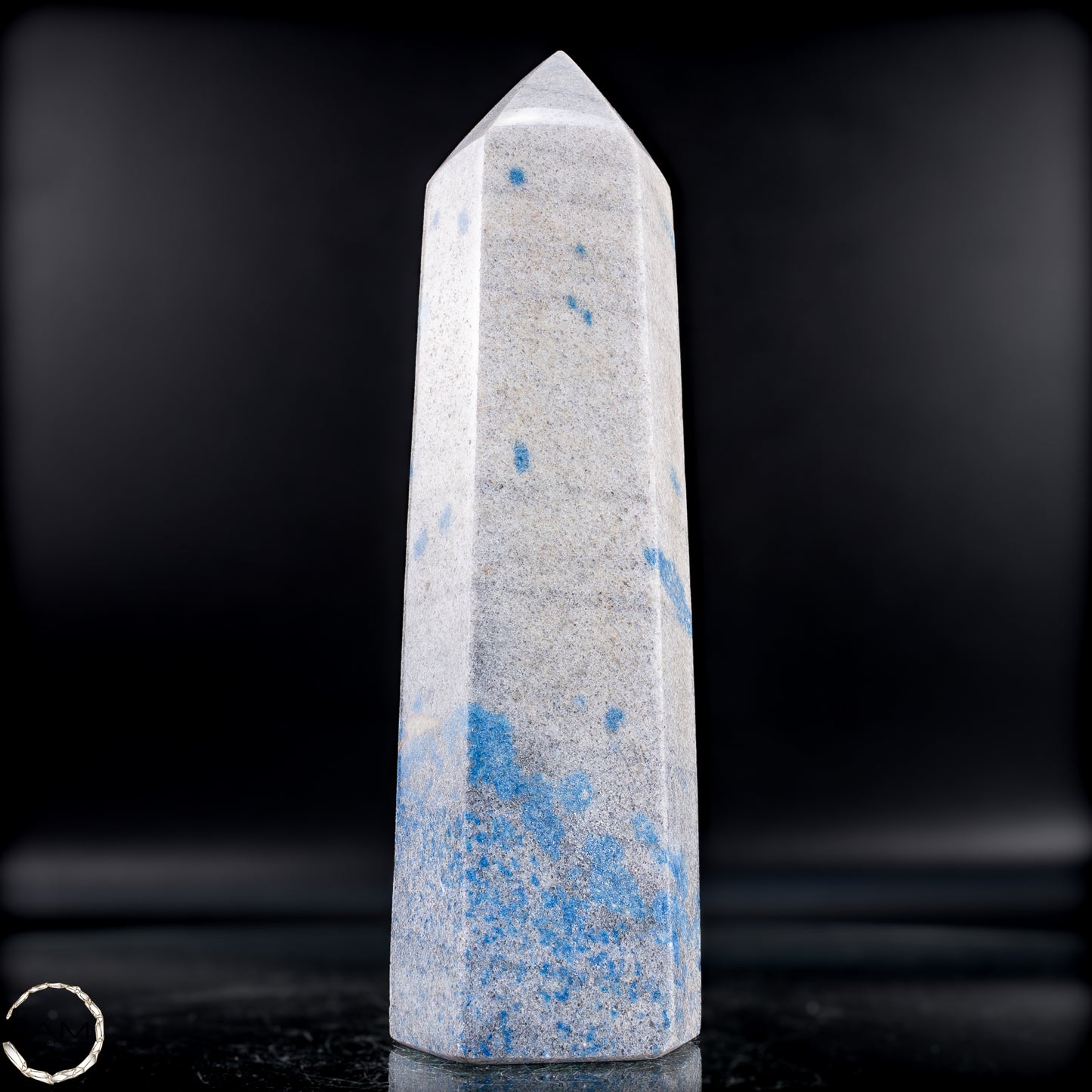 Natürlicher K2 Obelisk aus Madagaskar - 837,64g
