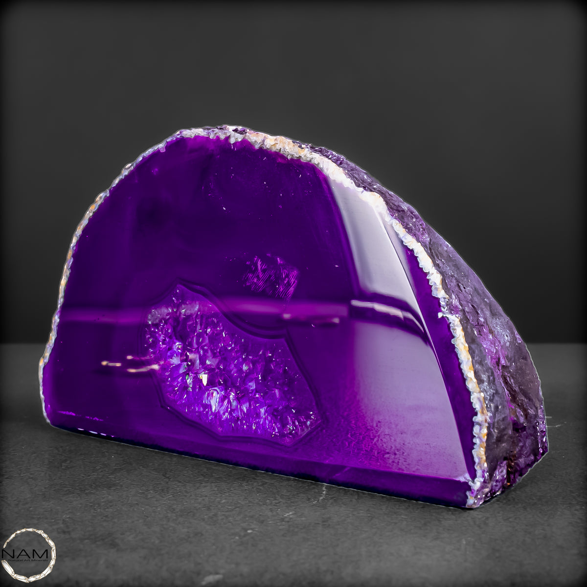 Lila Achat-Scheibe – Leuchtendes Violett  - 528,26g