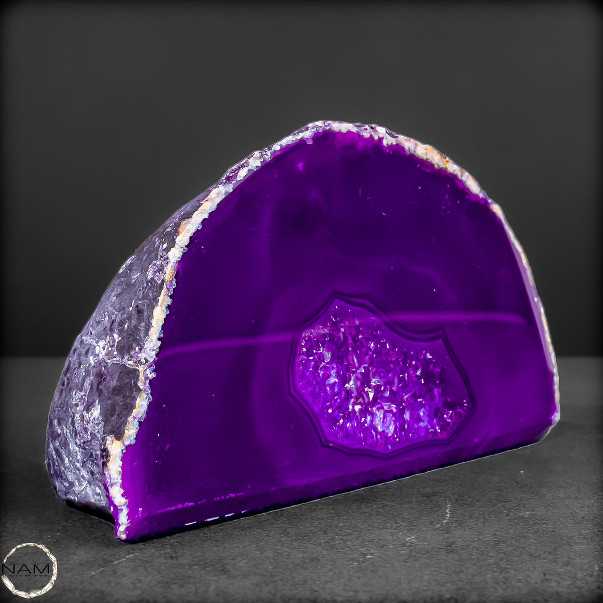 Lila Achat-Scheibe – Leuchtendes Violett  - 528,26g