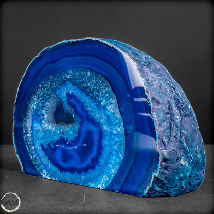 Achat-Scheibe in leuchtendem Blau - 700,01g