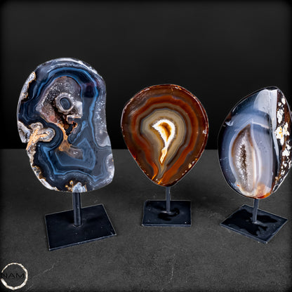Achat-Chalcedon-Set auf Ständern  - 804,18g