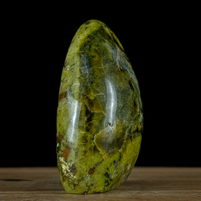 Grüner Opal Freiform - 1064,45g - 142x104x65 mm