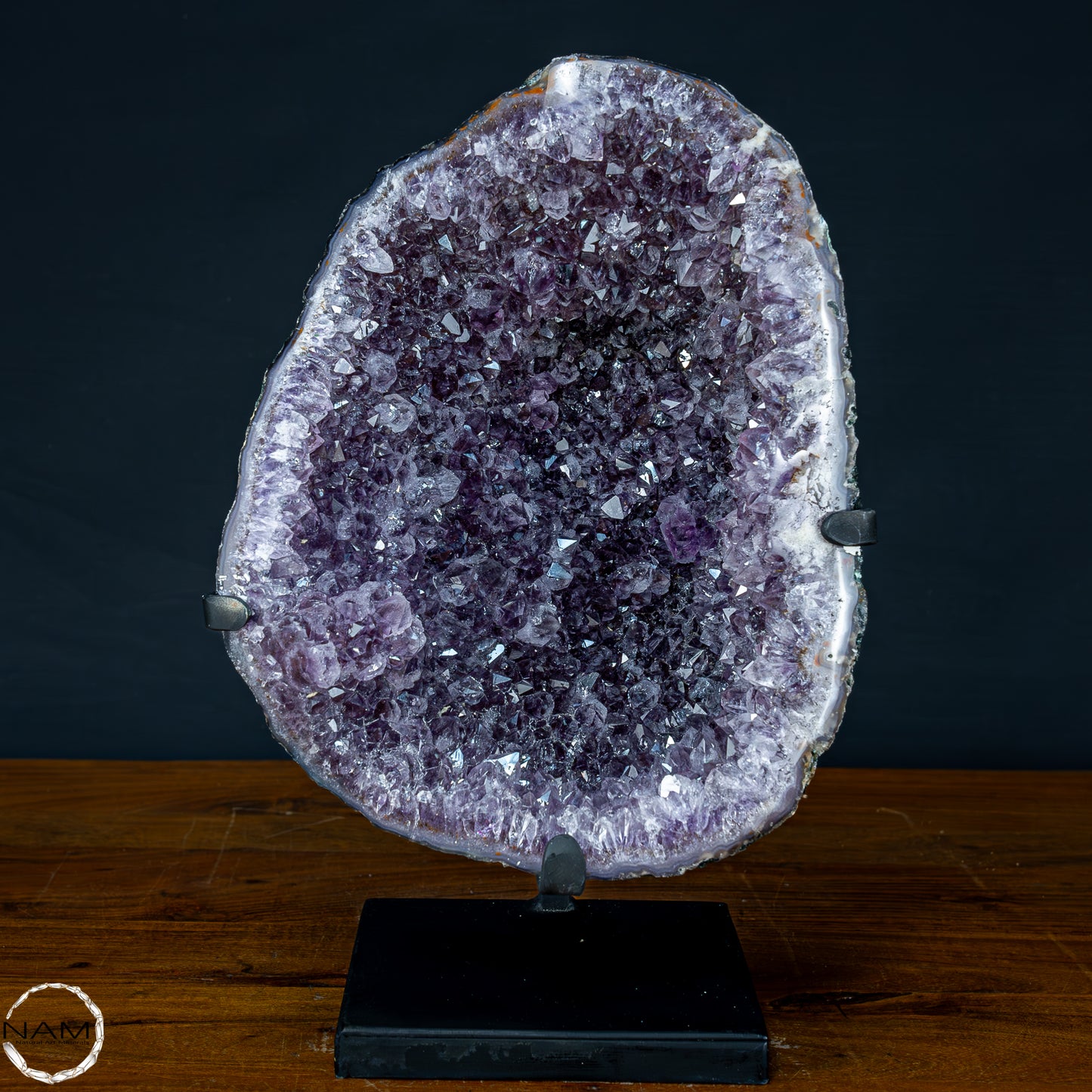 Natürliche Amethyst-Kristalle/Druse auf Ständer - 5903,47g