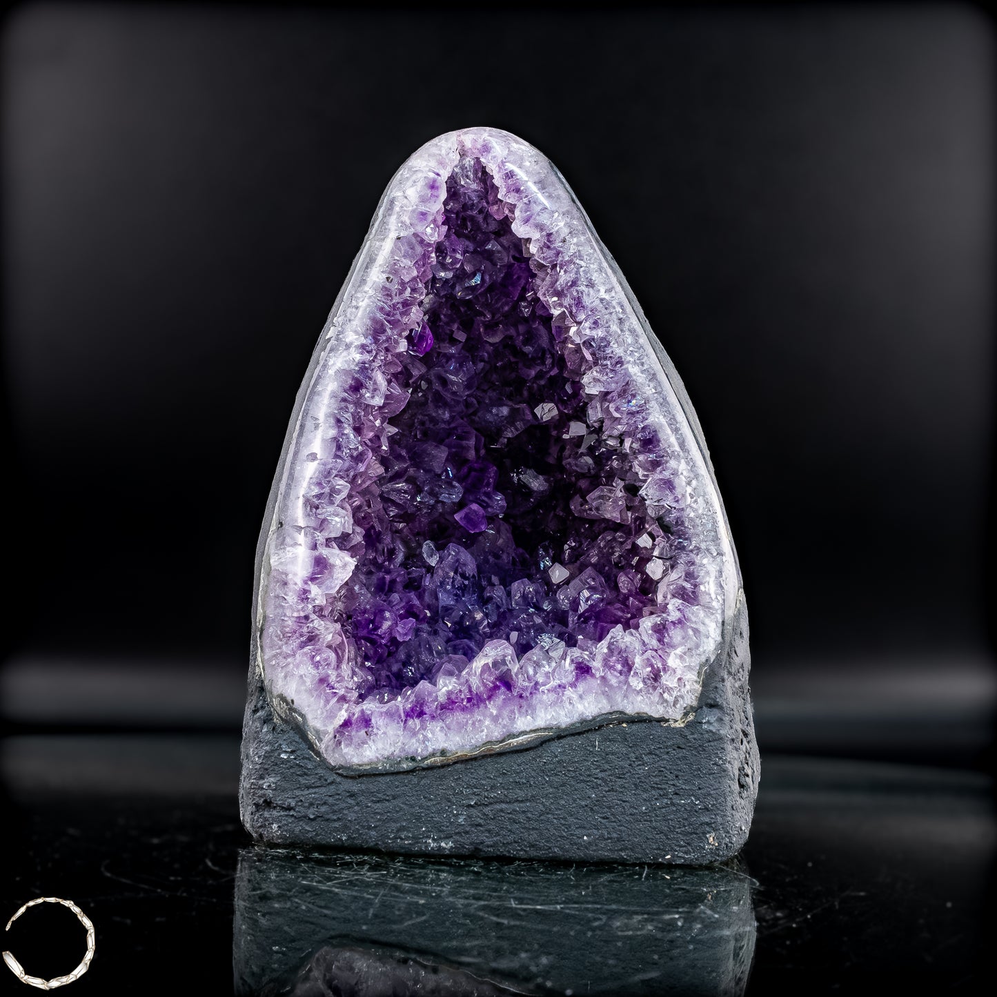 Amethyst-Druse Kathedrale – Naturwunder aus Uruguay – 2416,66g