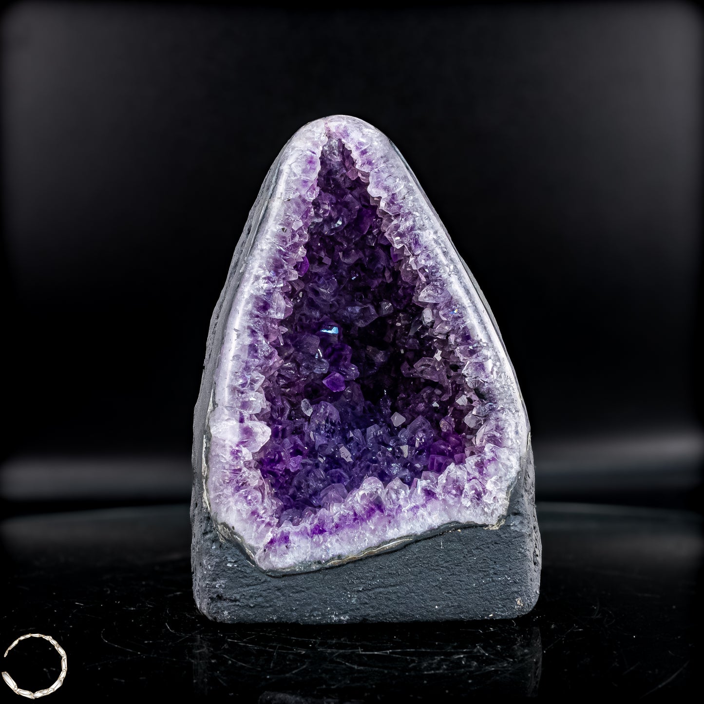 Amethyst-Druse Kathedrale – Naturwunder aus Uruguay – 2416,66g