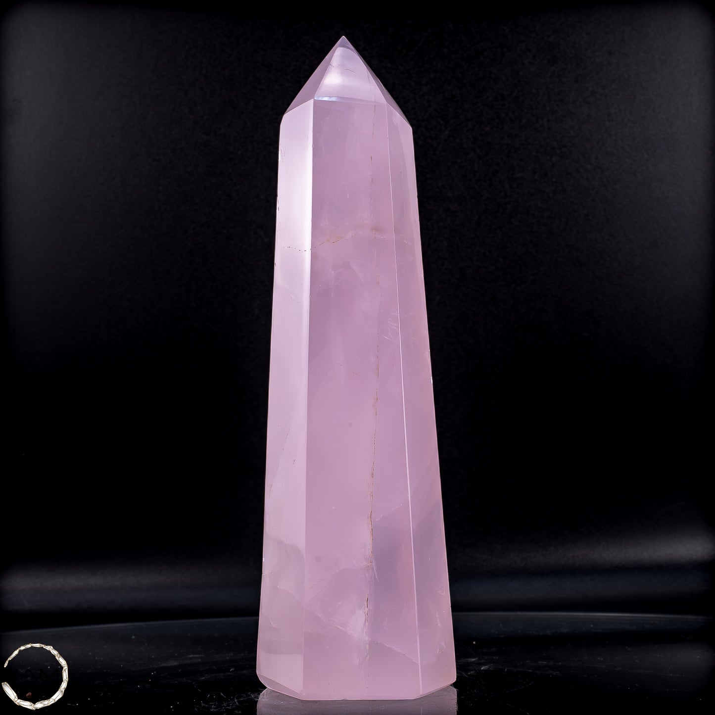 Natürlicher Rosenquarz-Kristall Obelisk aus Brasilien - 907,48g