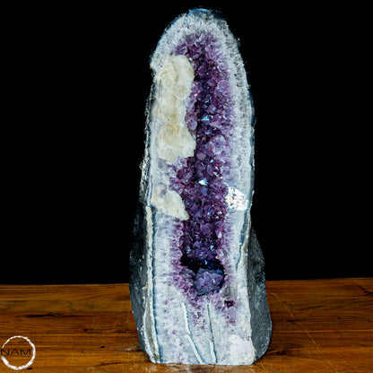 Große Amethyst Druse mit Calzit Kristallen - 31694g