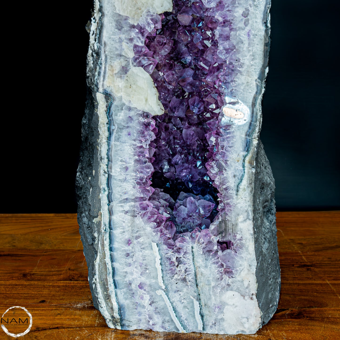 Große Amethyst Druse mit Calzit Kristallen - 31694g