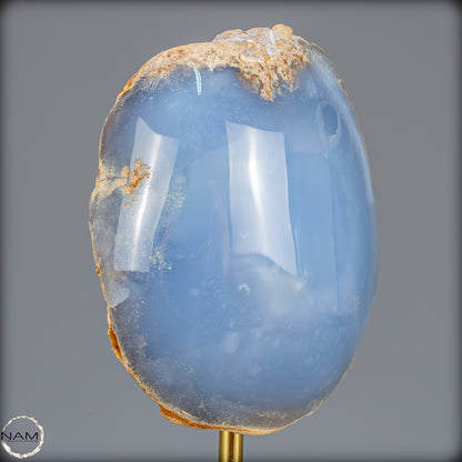 Natürlicher Blauer Chalcedon auf Ständer - 599,28g