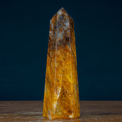 Natürlicher Quarz Obelisk "Golden Healer" - 845,39g