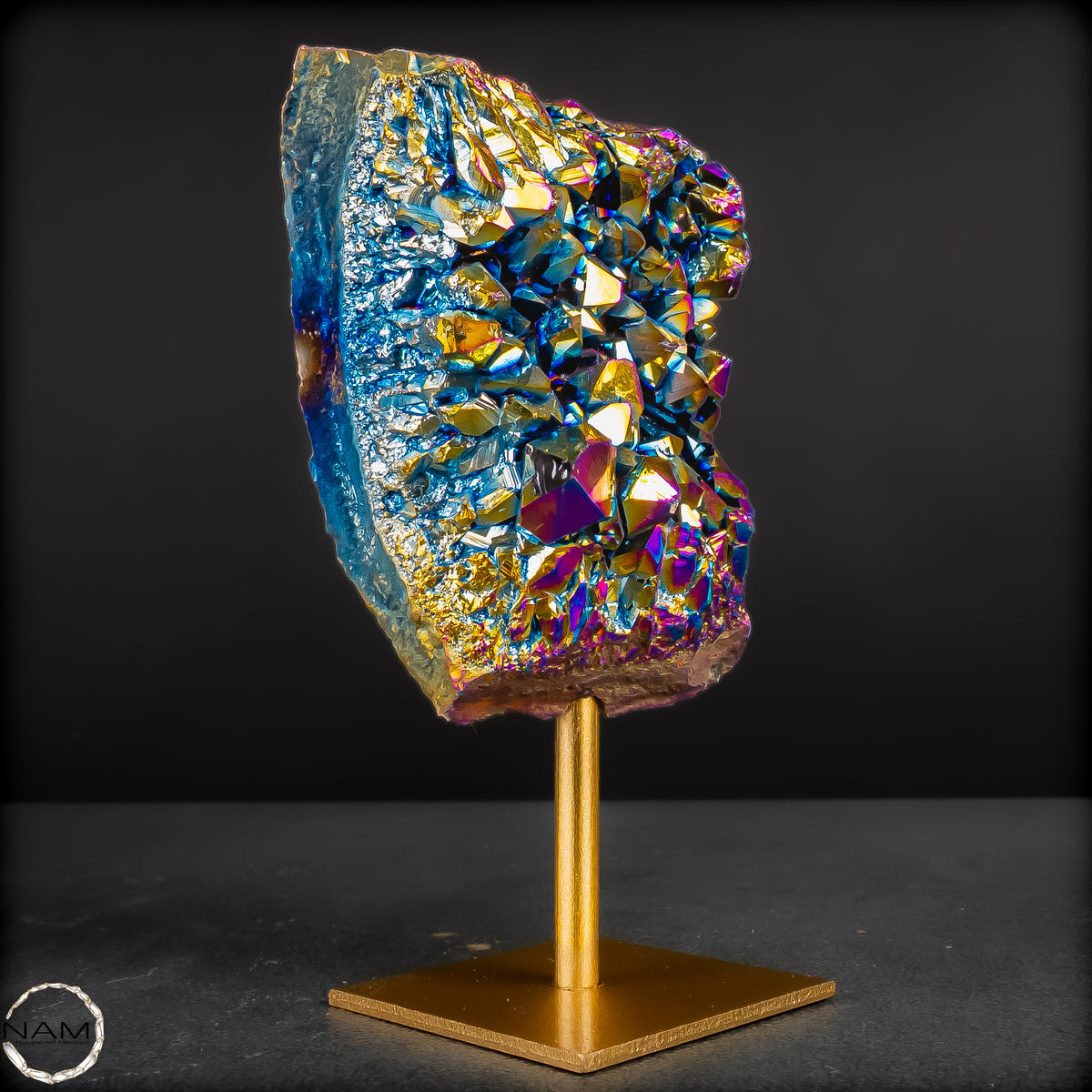 Rainbow Aura Amethyst auf Ständer – 439,96g