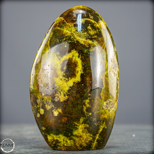 Natürliche Grüne Opal Freiform - 838,79g