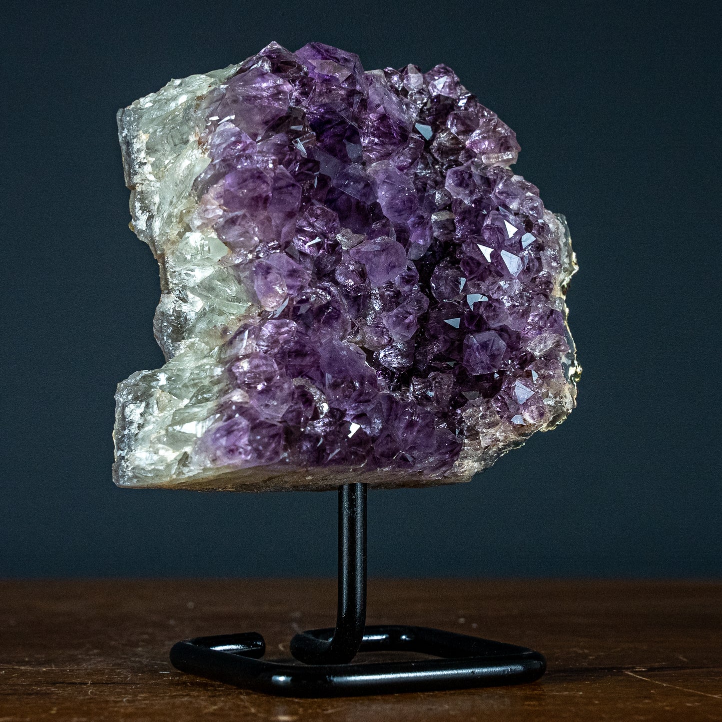 Natürlicher Amethyst auf Ständer - 1458,51g