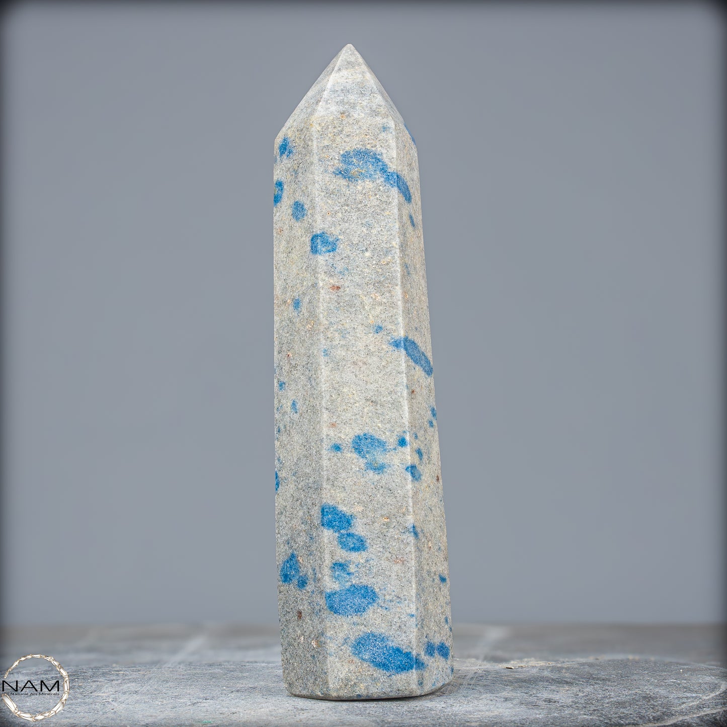 Natürlicher K2 Obelisk aus Madagaskar - 745,66g