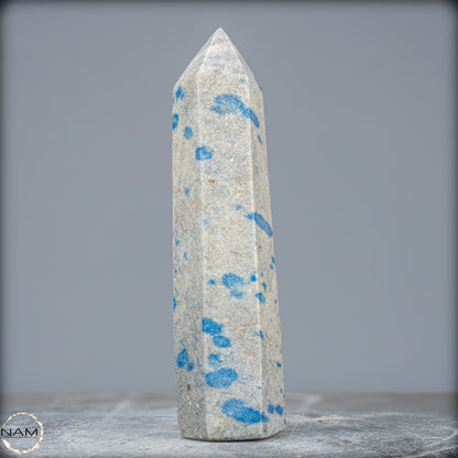 Natürlicher K2 Obelisk aus Madagaskar - 745,66g