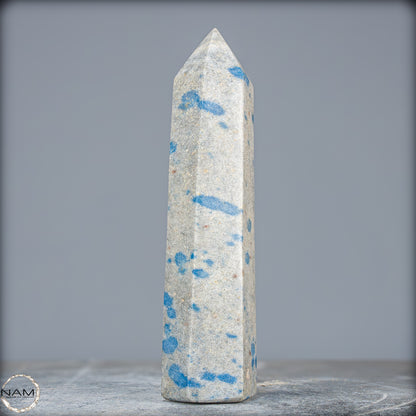 Natürlicher K2 Obelisk aus Madagaskar - 745,66g