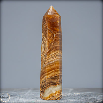 Natürlicher Aragonit Obelisk - 704,38g