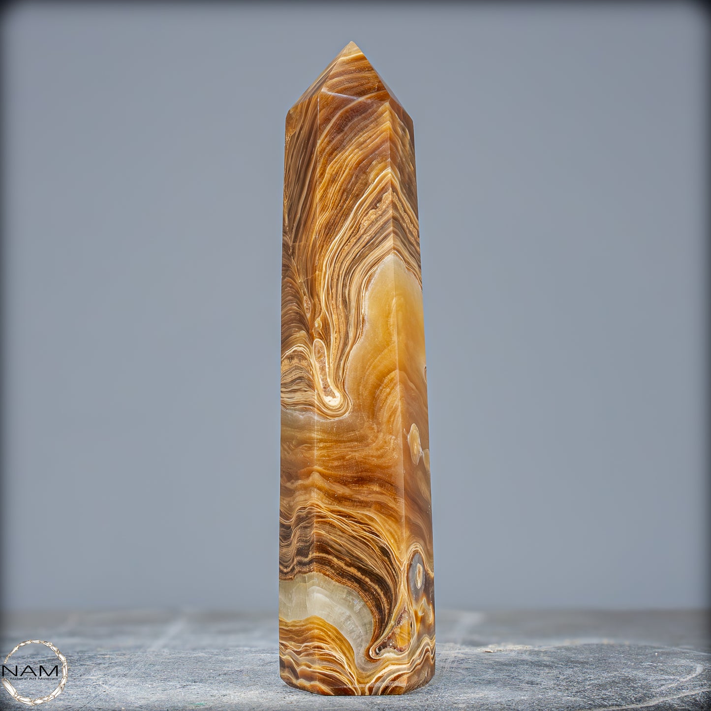 Natürlicher Aragonit Obelisk - 704,38g