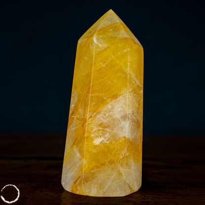 Natürlicher Quarz Obelisk "Golden Healer" - 726,67g