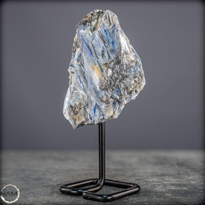 Natürlicher Kyanit-Kristall Cluster auf Ständer aus Brasilien - 558,85g