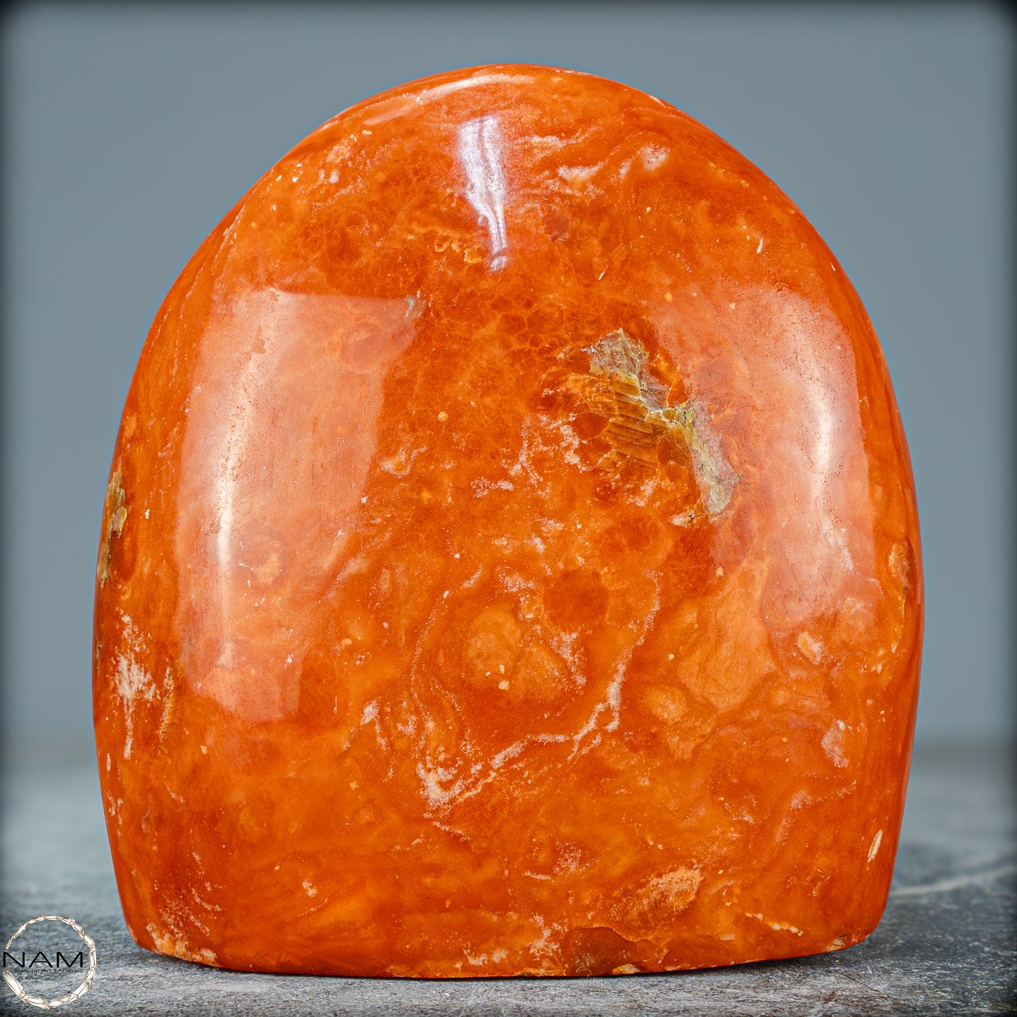 Natürliche Orangencalcit Kristall-Freiform - 706,13g