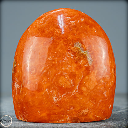 Natürliche Orangencalcit Kristall-Freiform - 706,13g