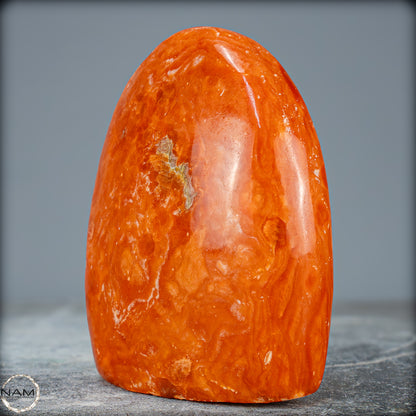 Natürliche Orangencalcit Kristall-Freiform - 706,13g