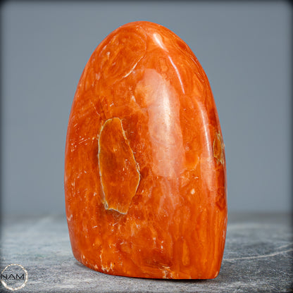Natürliche Orangencalcit Kristall-Freiform - 706,13g
